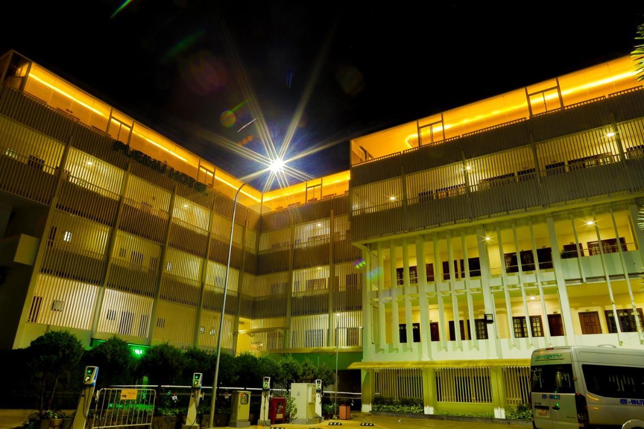 Pleiku Hotel Exterior foto