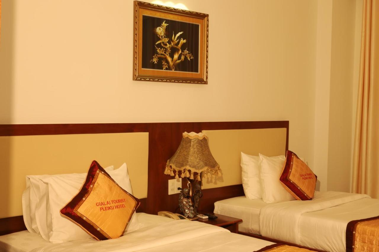 Pleiku Hotel Exterior foto